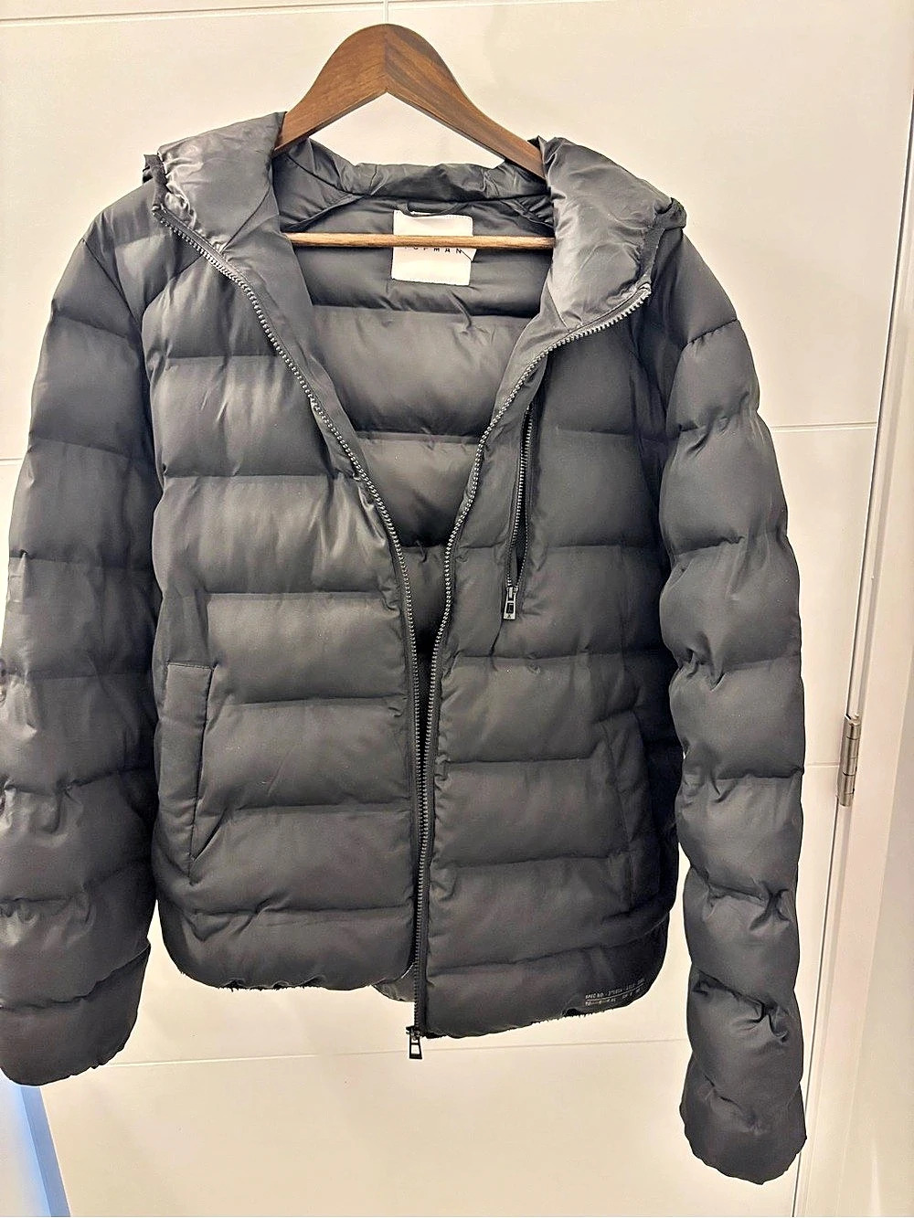 Topman Textured Puffer Jacket in Black, Size Medium
